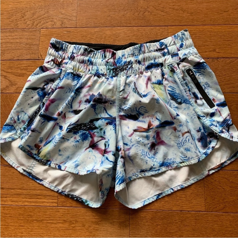 🍋LULULEMON TRACKER SHORT V 4”-EXPOSURE MULTI PRINT-8🍋